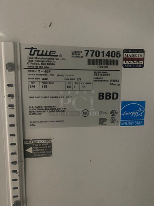 True Commercial 2 Door Reach In Freezer! All Stainless Steel! Model: T49F SN: 7701405 115V 60HZ 1 Phase - Image 6 of 9