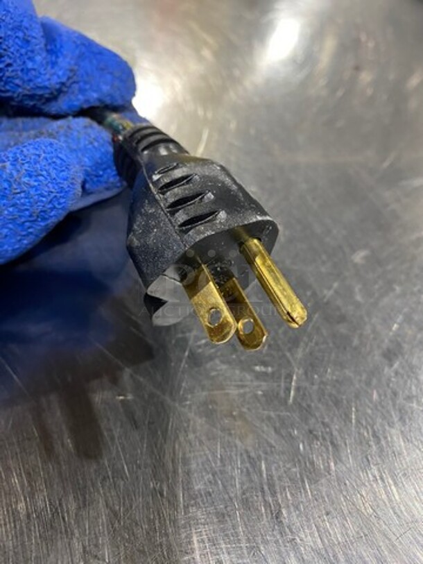 Continental Commercial Refrigerated Sandwich Prep Table! With 2 Door Underneath Storage Space! All Stainless Steel! Model: SW4812 SN: 15742637 115V 60HZ 1 Phase - Image 8 of 8