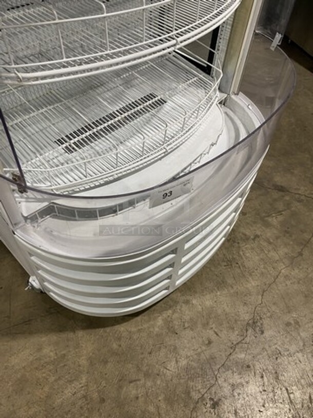 Beverage Air Open Grab-N-Go Cooler Merchandiser! Model BZ16GE! Serial 7056069! 115V 1 Phase!  - Image 7 of 9