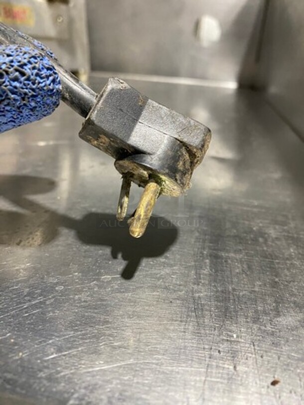 Delfield Commercial Refrigerated Chef Base! With Raised Back And Side Splashes! With 6 Drawer Storage Space! All Stainless Steel! On Casters! - Image 7 of 7