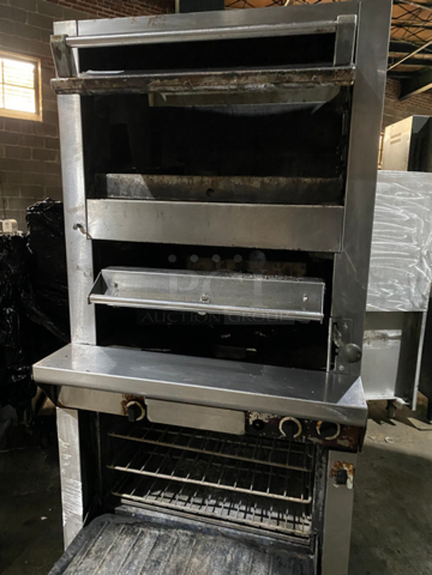 Garland Commercial Natural Gas Powered Upright Double Oven Char Broiler Grill! All Stainless Steel! - Image 5 of 10