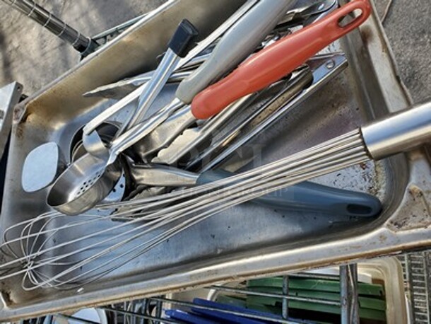 Kitchenware!  - Image 2 of 3