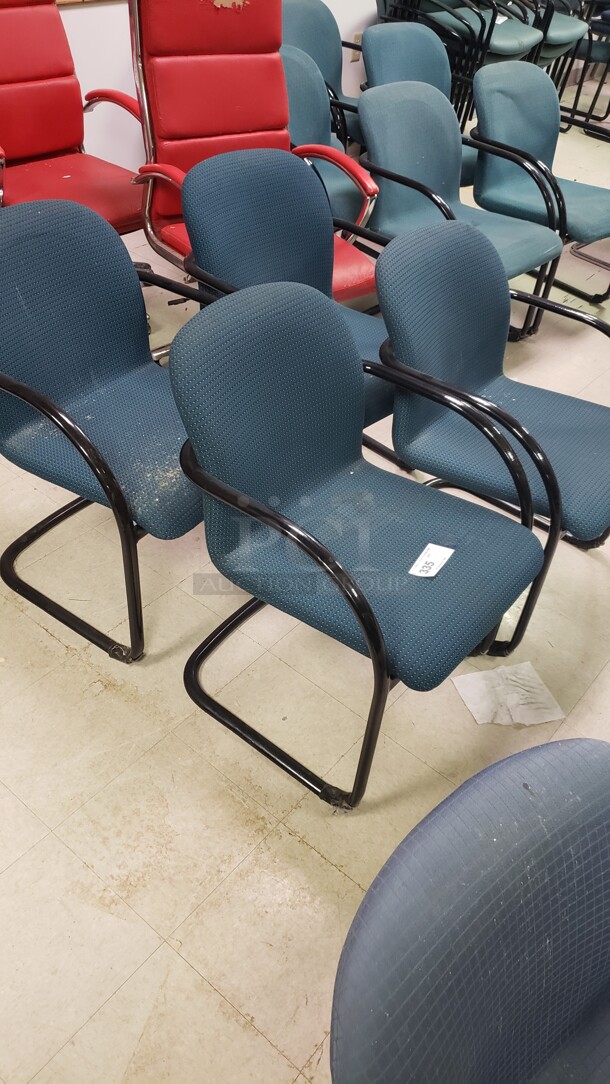 Lot of 4 Chairs

(Location 2) - Image 1 of 1