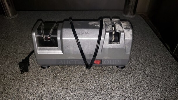 Galaxy model WT-28F Electric Knife Sharpener - Image 1 of 2