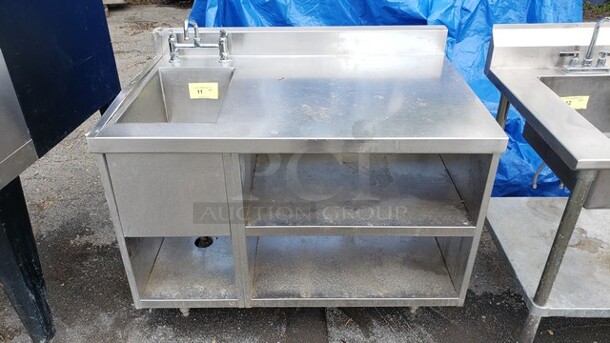 Delfield model 160S32 Open Shelf Utility Cab w/ Sink!