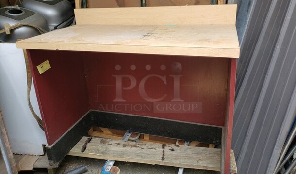 Wooden Counter! - Image 3 of 3