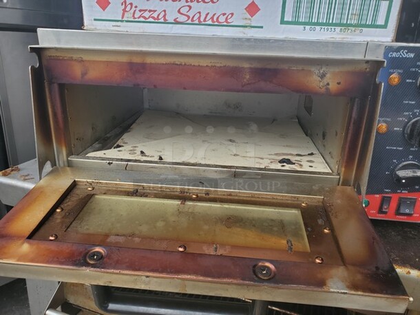 CROSSON CPO-160 Countertop Electric Indoor Commercial Pizza Oven, 60-minitue Timer,Indoor Stainless Steel Commercial Pizza Maker for Restaurant Home Use,120V/1600W(CPO-160) - Image 3 of 6