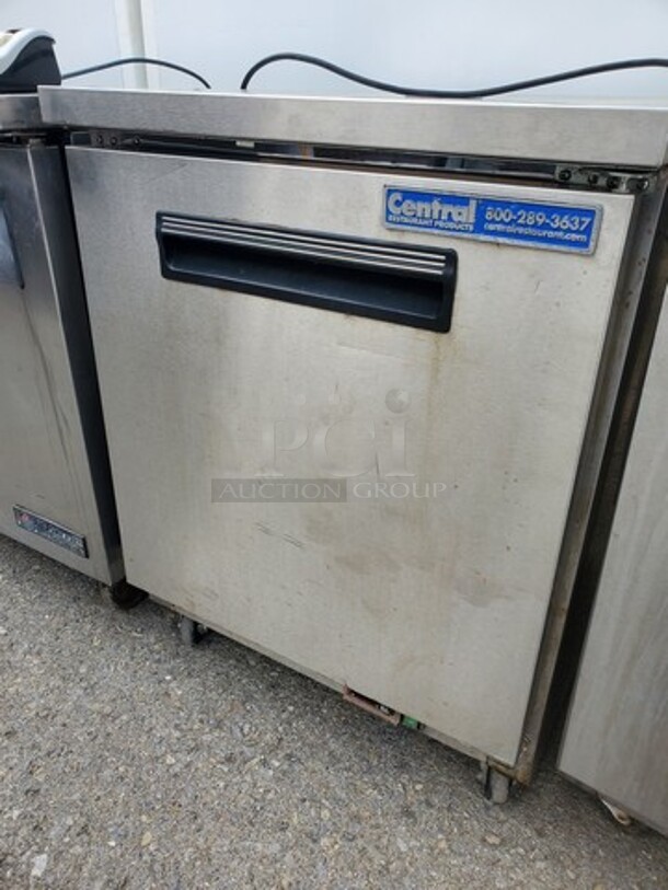Central 69K-050 Undercounter| Single Door Cooler| Tested & Working 27"W X 30"D X 36"H - Image 5 of 5