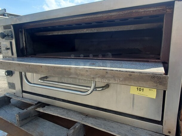 Bakers Pride 151 Single Deck Pizza Oven (Stones not included) Propane  - Image 6 of 7