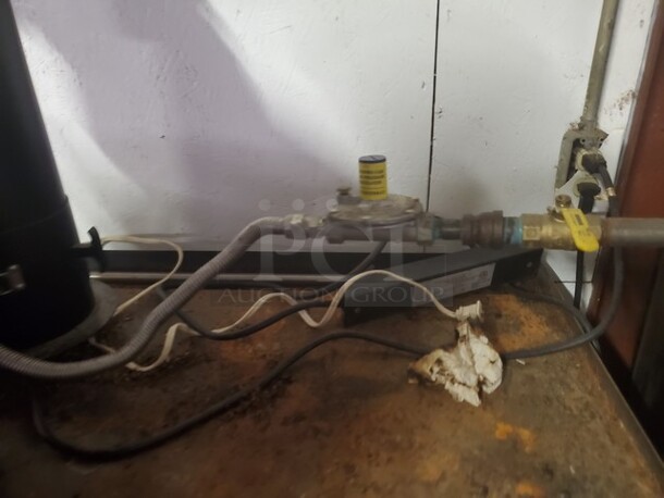 Diedrich 2010 IR-1 Natural Gas Countertop Coffee Roaster w/ Exhaust Duct Air Flow 110V/1PH(See pictures for details) Winner Bidder must remove this item from location in SC - Image 6 of 12