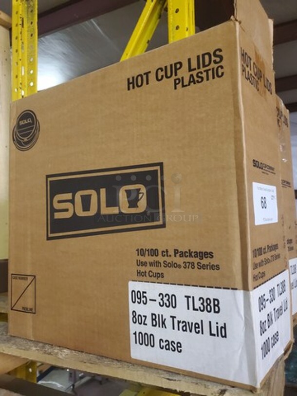 Plastic Hot Cup Lids 8oz Blk Travel Lid 1000 Case 10/100ct. Packages BIDX2  - Image 1 of 4