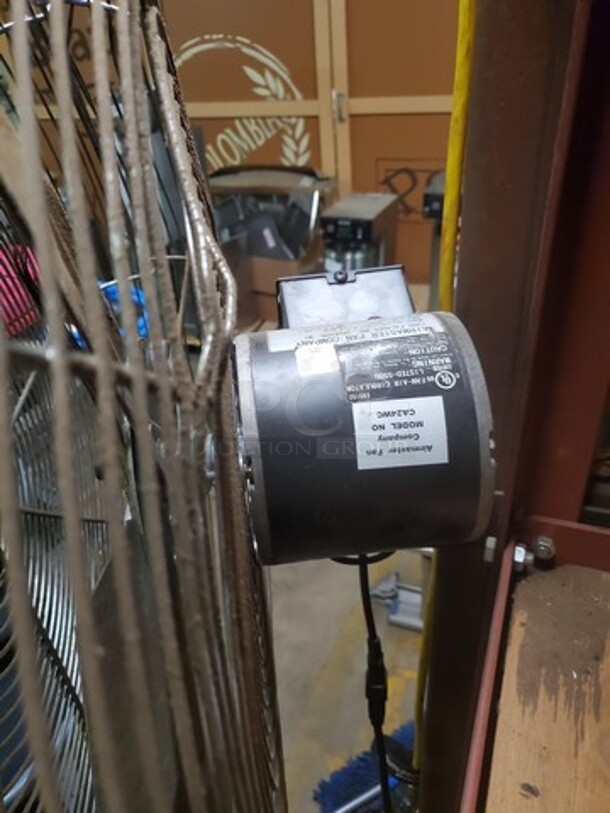 Wall Mount Fan
 - Image 3 of 4