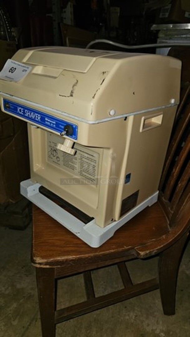 Hatsuyuki Ice Shaver
115 V - Image 3 of 4