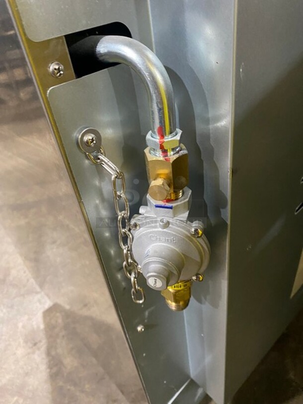 2021 Zline Gas Powered 6 Burner Stove With Oven Underneath! Stainless Steel! MODEL RG36 SN: RG36210129182 - Image 9 of 10