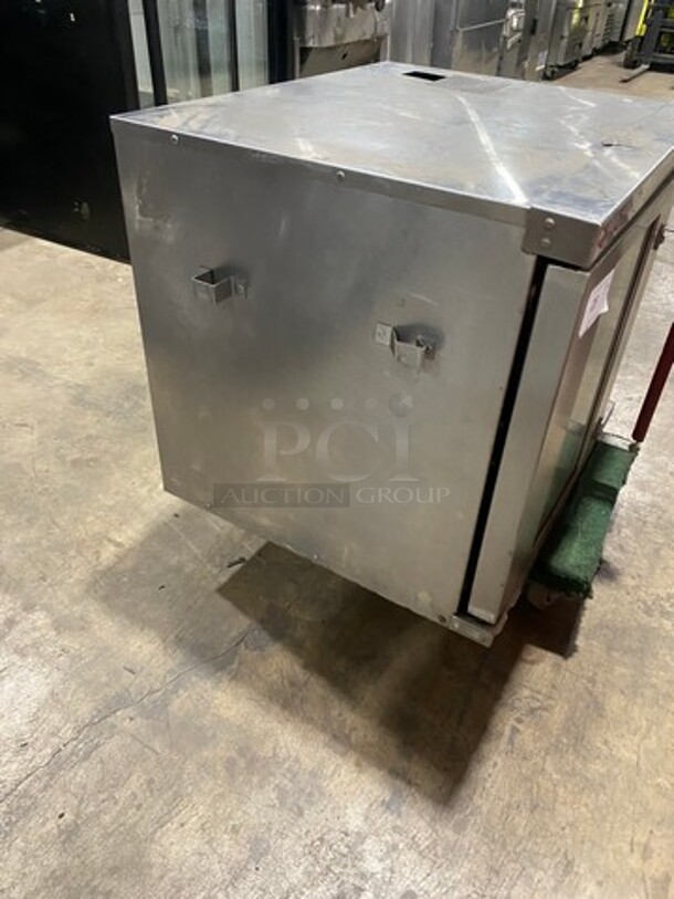 WOW! Vulcan Commercial Electric Powered Single Deck Half Sized Convection Oven! With View Through Door! All Stainless Steel! - Image 4 of 7