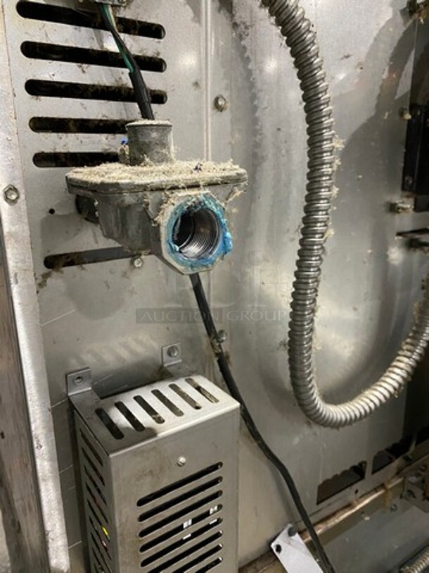 American Range Commercial Natural Gas Powered Double Deck Convection Oven! With Solid Doors! All Stainless Steel! On Casters! Model: MSD2 150706081 - Image 12 of 12