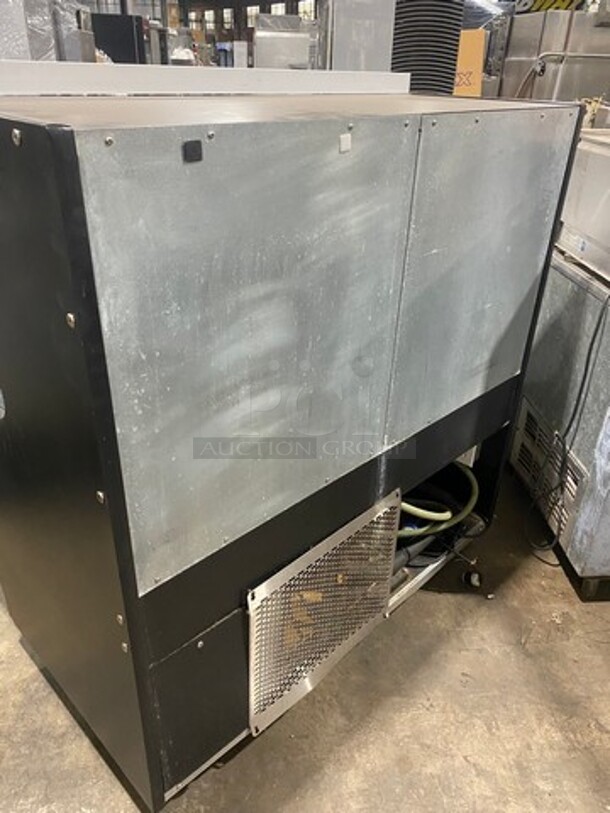 Arctica Commercial Refrigerated Open Grab-N-Go Display Case Merchandiser! With Front Cover! - Image 4 of 7