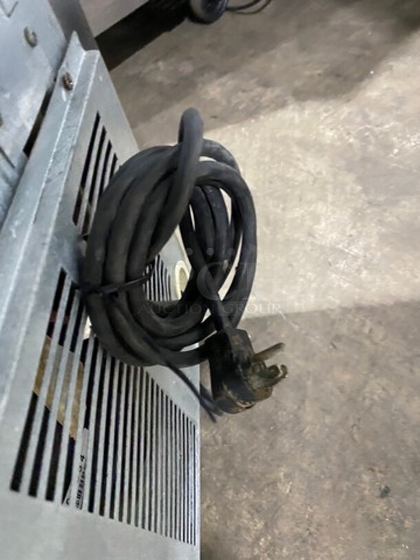 Beverage Air Commercial Refrigerated Sandwich Prep Table! With Single Door Storage Space Underneath! All Stainless Steel! On Casters! Model: SP27 SN: 7208954 115V 60HZ 1 Phase - Image 8 of 8