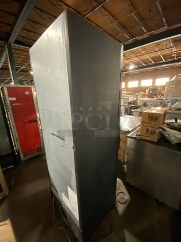 Turbo Air Commercial Single Door Reach In Freezer Merchandiser! With View Through Door! Poly Coated Racks! Model: TGF15SDBN SN: H2FS15BD7005 110/120V 1 Phase - Image 4 of 9