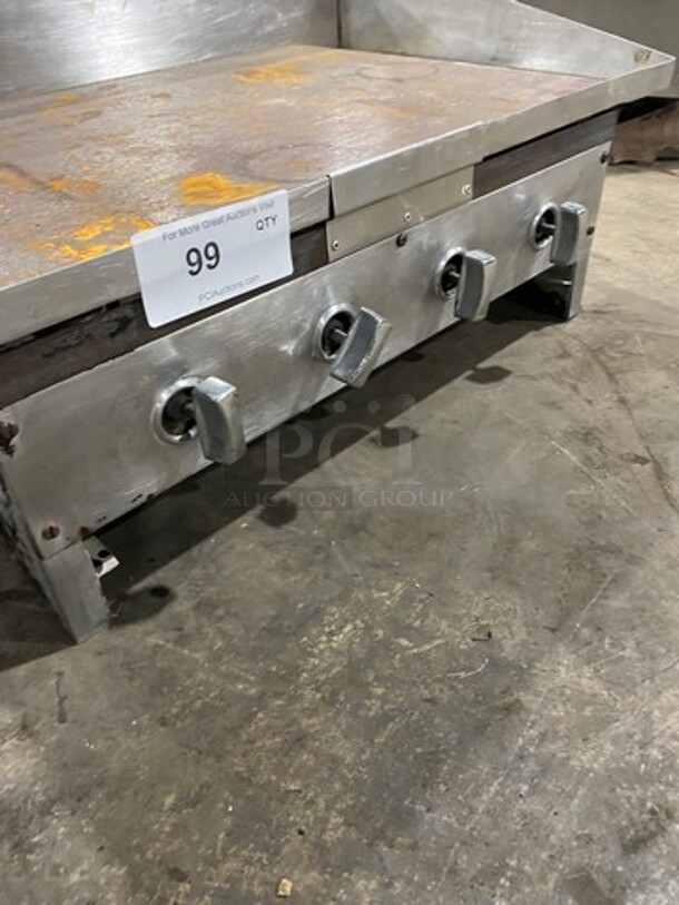 Commercial Countertop Natural Gas Powered Flat Top Griddle! With Back And Side Splashes! All Stainless Steel! - Image 6 of 7