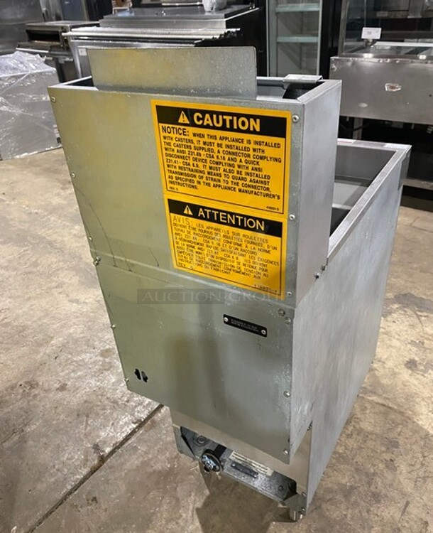 Vulcan All Stainless Steel Commercial Natural Gas Powered Deep Fat Fryer!  MODEL 1VEG35M1 SN: DV1133289 - Image 4 of 8
