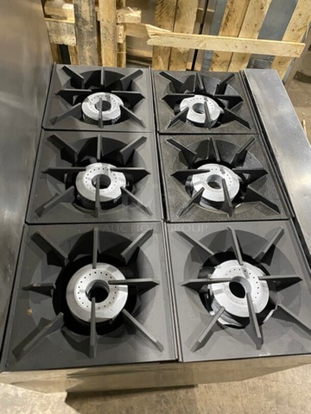 Therma Tek Commercial Natural Gas Powered 6 Burner Stove! With Raised Back Splash! With Oven Underneath! All Stainless Steel! On Legs! - Image 5 of 9