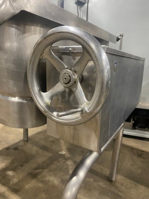 Nice! GROEN Commercial Electric Powered Tilt Skillet/Braising Pan! All Stainless Steel! On Legs! - Image 6 of 8