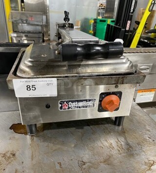 Custom Heat Commercial Countertop Panini/Sandwich Grill! With Flat Press! All Stainless Steel! Model: SAS100001 SN: 707380 110V