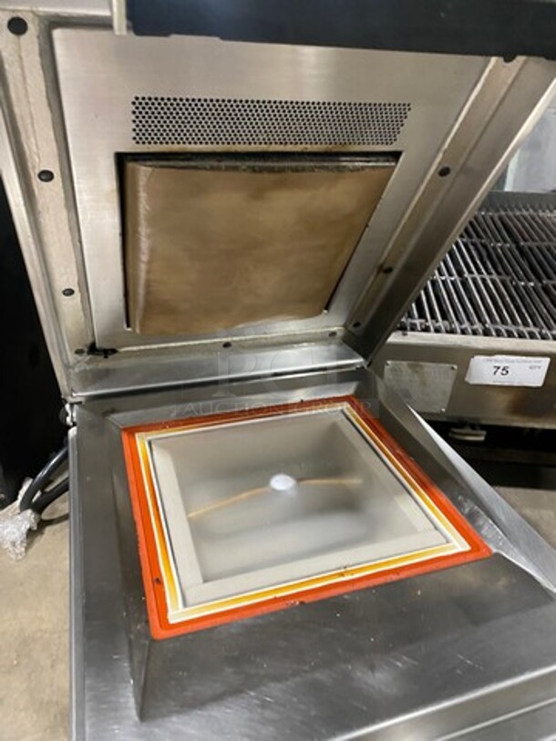 GREAT! LATE MODEL 2018! Electrolux Commercial Countertop Electric Powered Infared Flat Press! With Digital Controls! Stainless Steel Body! On Small Legs! Model: HSPP2RPRS SN: 81210010 208V 60HZ 1 Phase - Image 5 of 8