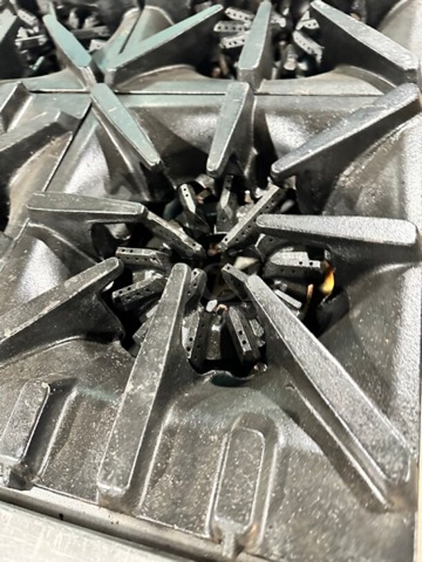 Garland Commercial Natural Gas Powered 6 Burner Stove! With Raised Back Splash! With Oven Underneath! Metal Oven Rack! All Stainless Steel! On Casters! - Image 6 of 10