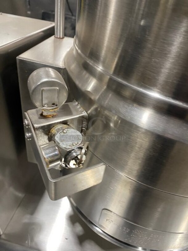 Cleveland Commercial Electric Powered Tilting Soup Kettle! All Stainless Steel! On Legs! Model: KET6T SN: WT504700A01 - Image 9 of 11