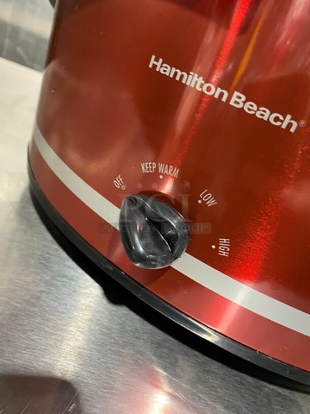 Hamilton Beach Countertop Slow Cooker Crock Pot! With 8QT Capacity! With Lid! Model: 33184 - Image 7 of 9