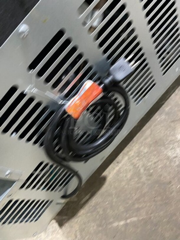 Bison Commercial Single Door Reach In Cooler Merchandiser! With View Through Door! Poly Coated Racks! Model: BGM15 SN: BGM1520200528015 115V - Image 8 of 8