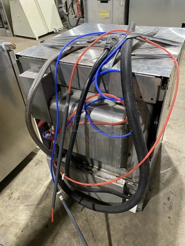 Hobart Under The Counter Dishwasher! Advansys Series! Model LXER Serial 231225047! 120/208/240V 1 Phase!  - Image 4 of 9