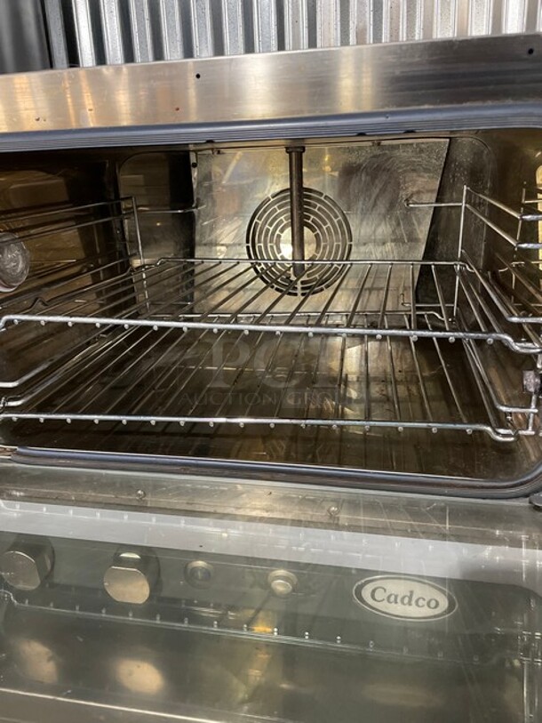 Cadco Commercial Countertop Convection Oven! With View Through Door! Stefania Series! Model XAFT113  - Image 5 of 10