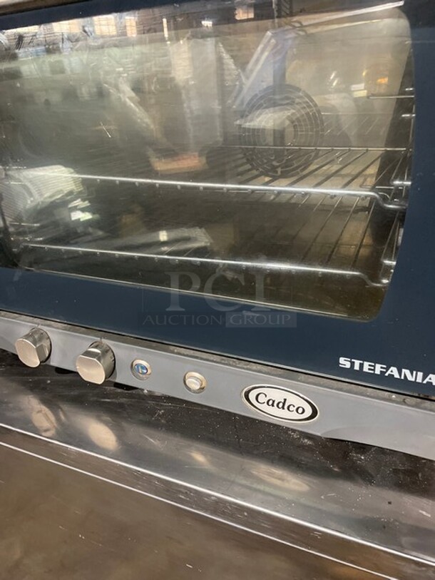 Cadco Commercial Countertop Convection Oven! With View Through Door! Stefania Series! Model XAFT113  - Image 6 of 10