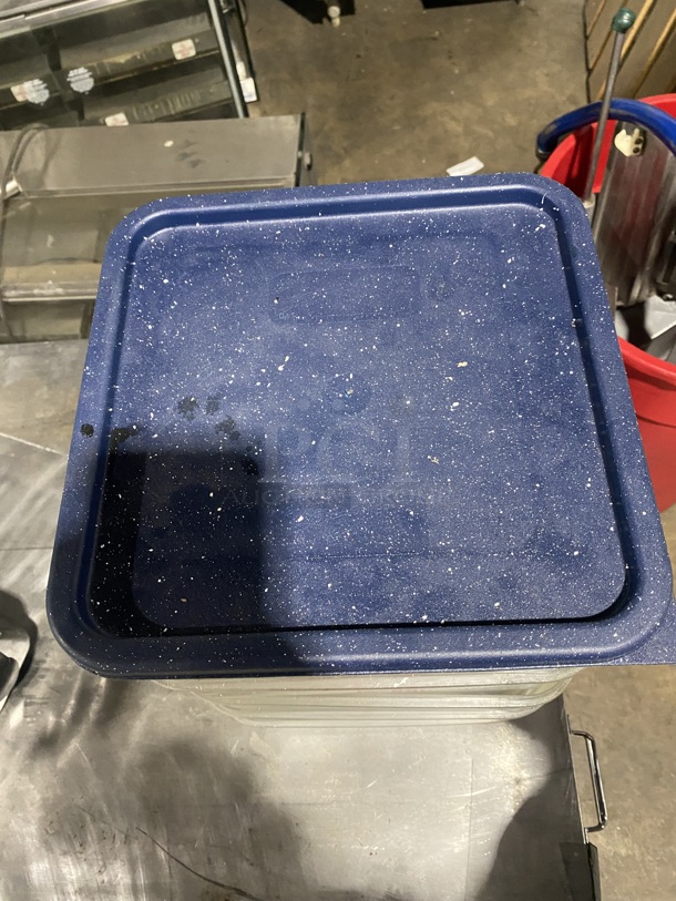 Cambro Square Food Storage Container! 5x Your Bid! MODEL 12SFSCW! - Image 2 of 5