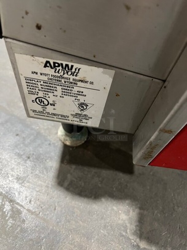 WOW! APW Wyott Commercial Countertop Heated Shelf Merchandiser! On Legs! Model: DMXD42S SN: 380821208002 120V 60HZ 1 Phase - Image 3 of 6