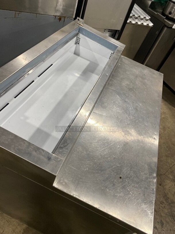 Maxx Cold Commercial Refrigerated Pizza Prep Table! With Single Door Storage Space! All Stainless Steel! On Casters! Model: MXCPP50 SN: 6023925 115V 60HZ 1 Phase - Image 5 of 8
