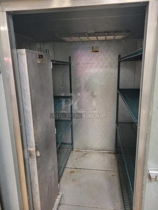 Norlake SELF CONTAINED 6'x6'x6' Walk In Cooler with Floor 208-230 Volt 1 Phase Pictures Show Unit In Place Before Removal. - Image 3 of 12