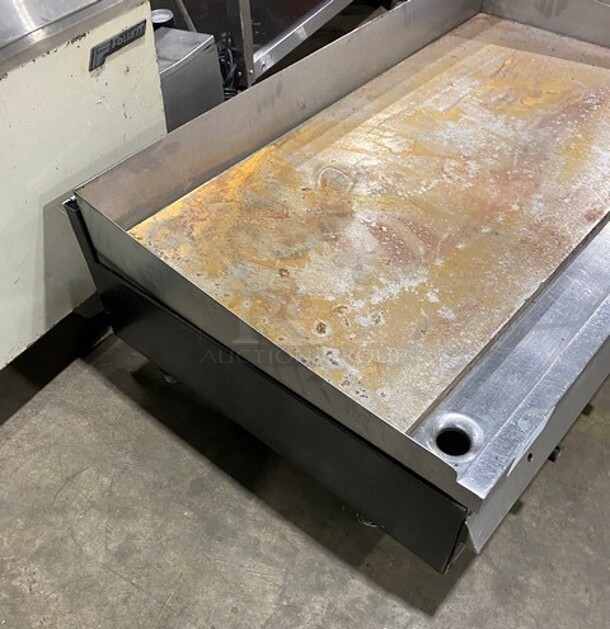 Wolf Regency Stainless Steel Commercial Countertop Flat Top Griddle! - Image 2 of 7