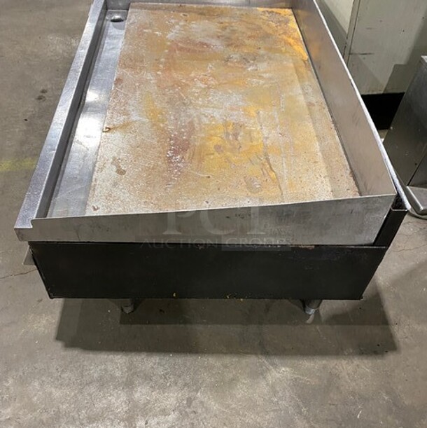 Wolf Regency Stainless Steel Commercial Countertop Flat Top Griddle! - Image 4 of 7
