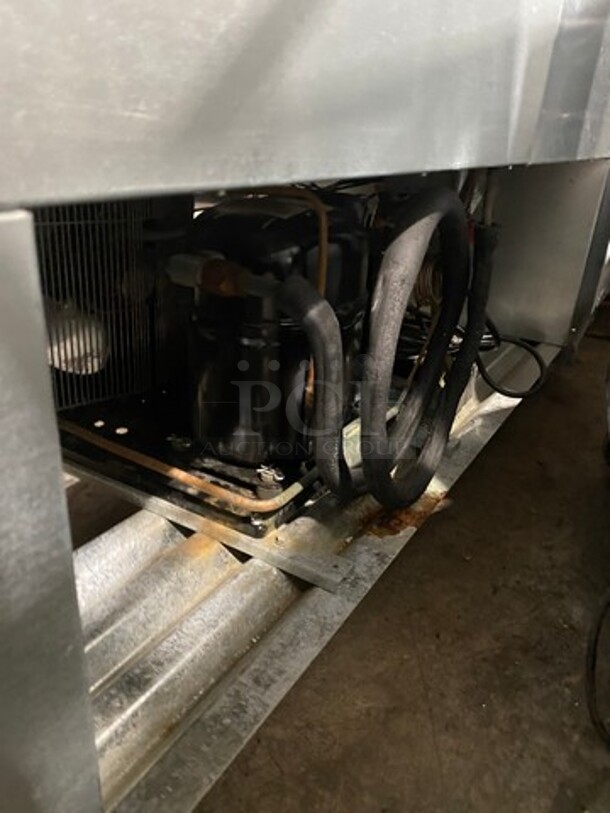 2013 Leader Commercial 4 Door Reach In Cooler Merchandiser! With View Through Doors! Poly Coated Racks! All Stainless Steel! Model: LS96 SN: PW05M0706 115V 60HZ 1 Phase - Image 9 of 9