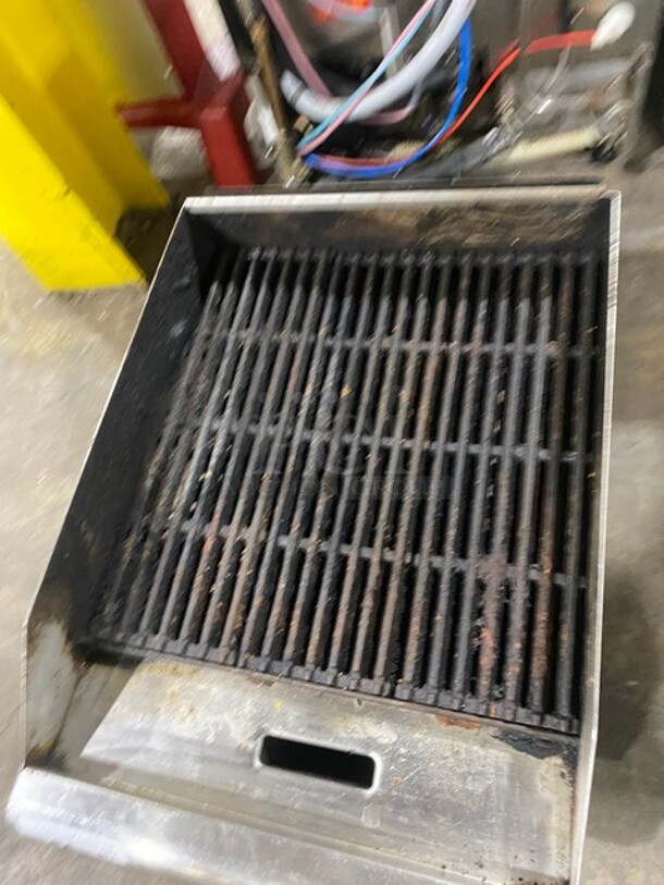 APW Wyott Commercial Countertop Natural Gas Powered Char Broiler Grill! With Back & Side Splashes! All Stainless Steel! On Legs! - Image 5 of 7