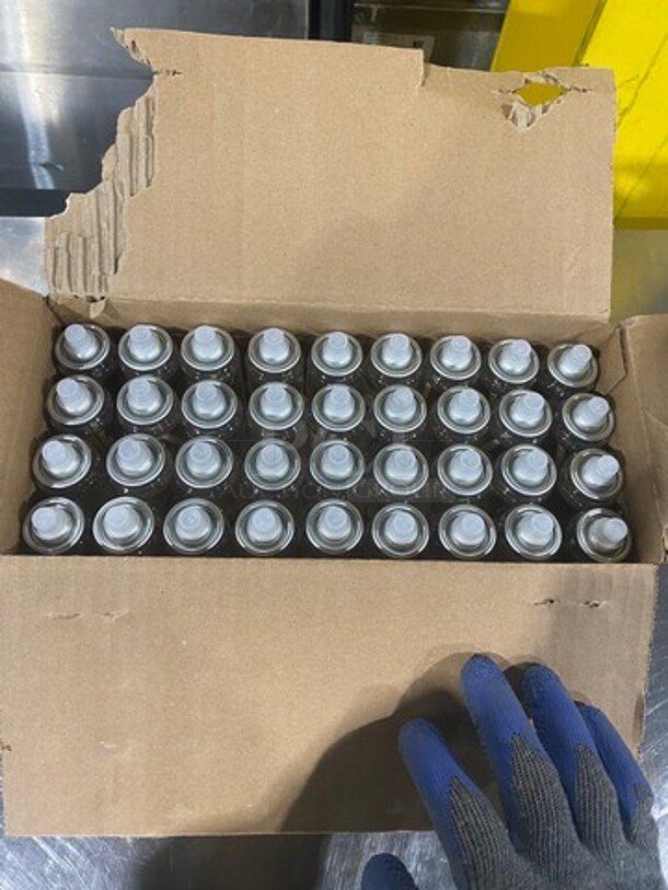 NEW! IN THE BOX! Hollowick Commercial Disposable Clear Liquid Wax Candles!  - Image 4 of 4