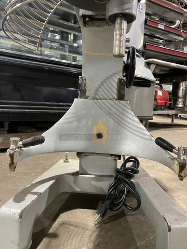 Boxer Commercial Countertop 20Qt Planetary Mixer! Model: MIX5120 SN: C410010166 - Image 5 of 10
