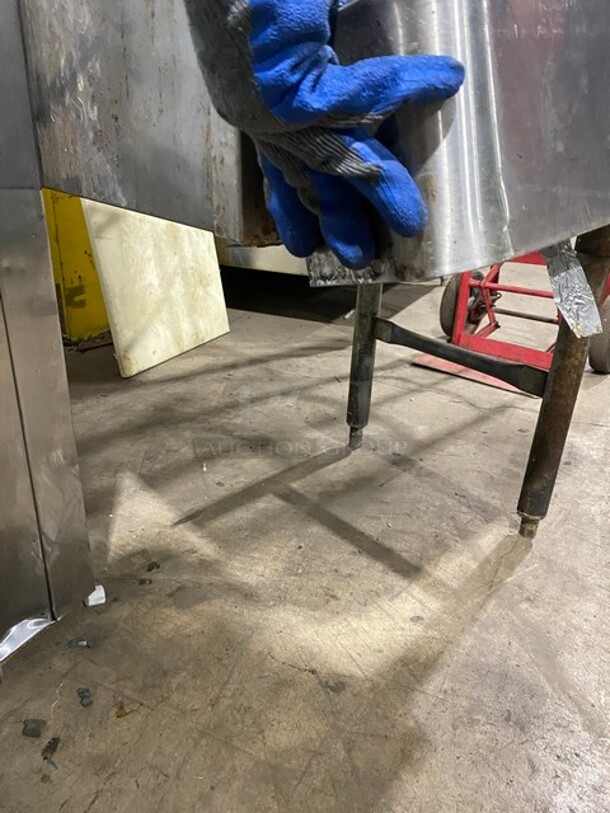 All Stainless Steel Under The Bar Sink! On Legs! - Image 5 of 6