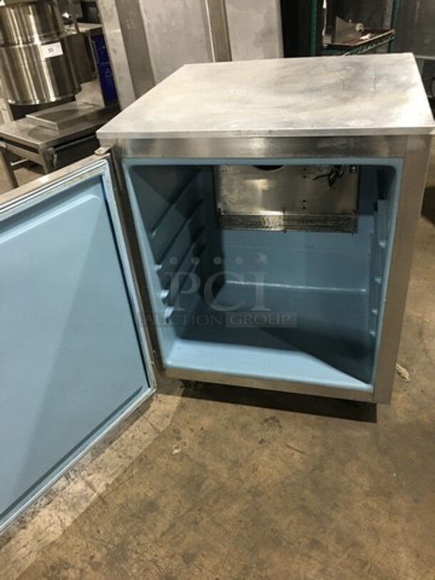 Delfield Enodis Commercial Single Door Lowboy/Worktop Cooler! All Stainless Steel! On Casters! Model: 407CADHL SN: 0507036102124T 115V 60HZ 1 Phase - Image 5 of 9