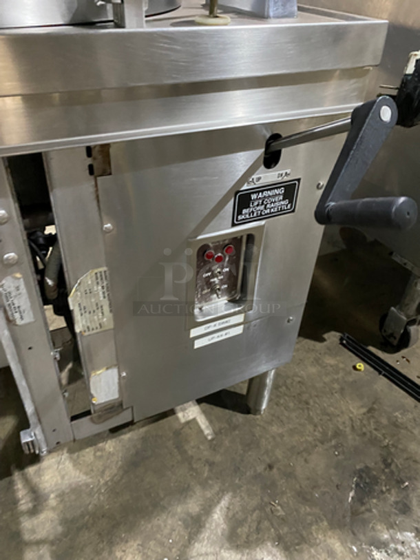 NICE! Market Forge Commercial Tilted Soup Kettle! All Stainless Steel! On Legs! Model: MT40E0 480V 60HZ 3 Phase - Image 6 of 9