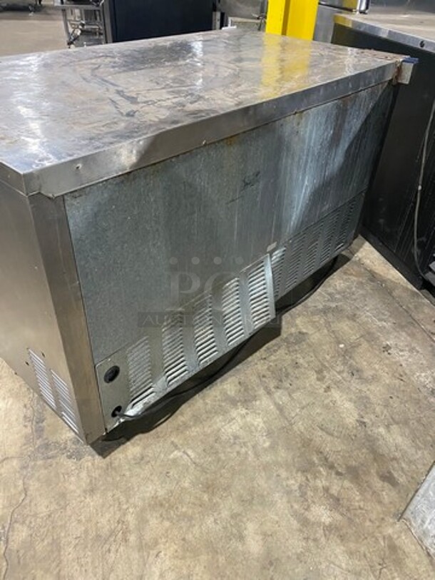 Leader Commercial 2 Door Lowboy/Worktop Cooler! All Stainless Steel! On Casters!  MODEL ESLB60SC SN:NL10M0086 115V 1PH - Image 3 of 9